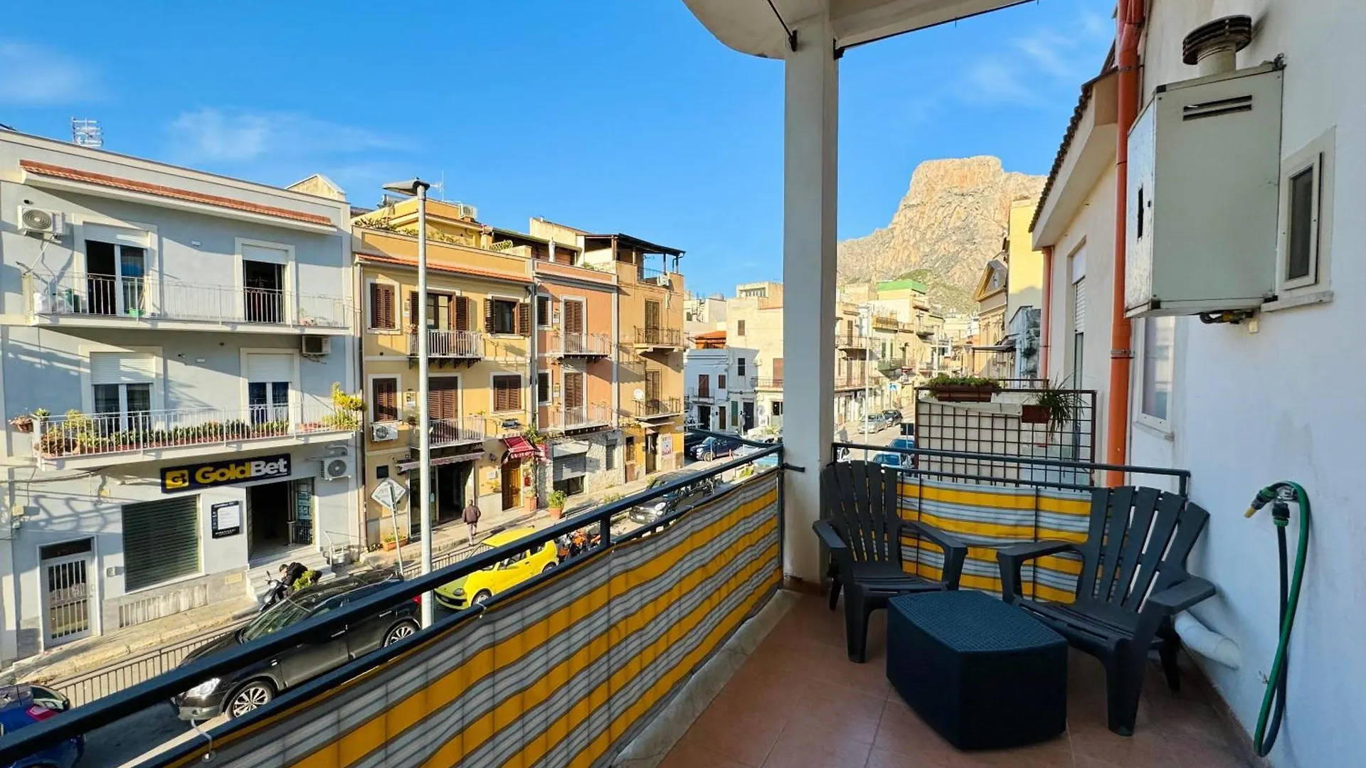 Le Maioliche Apartment Sferracavallo